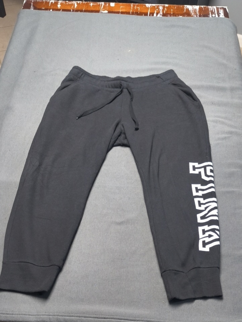 PINK Victoria's Secret Black Jogger Sweatpants with White Logo Size Large